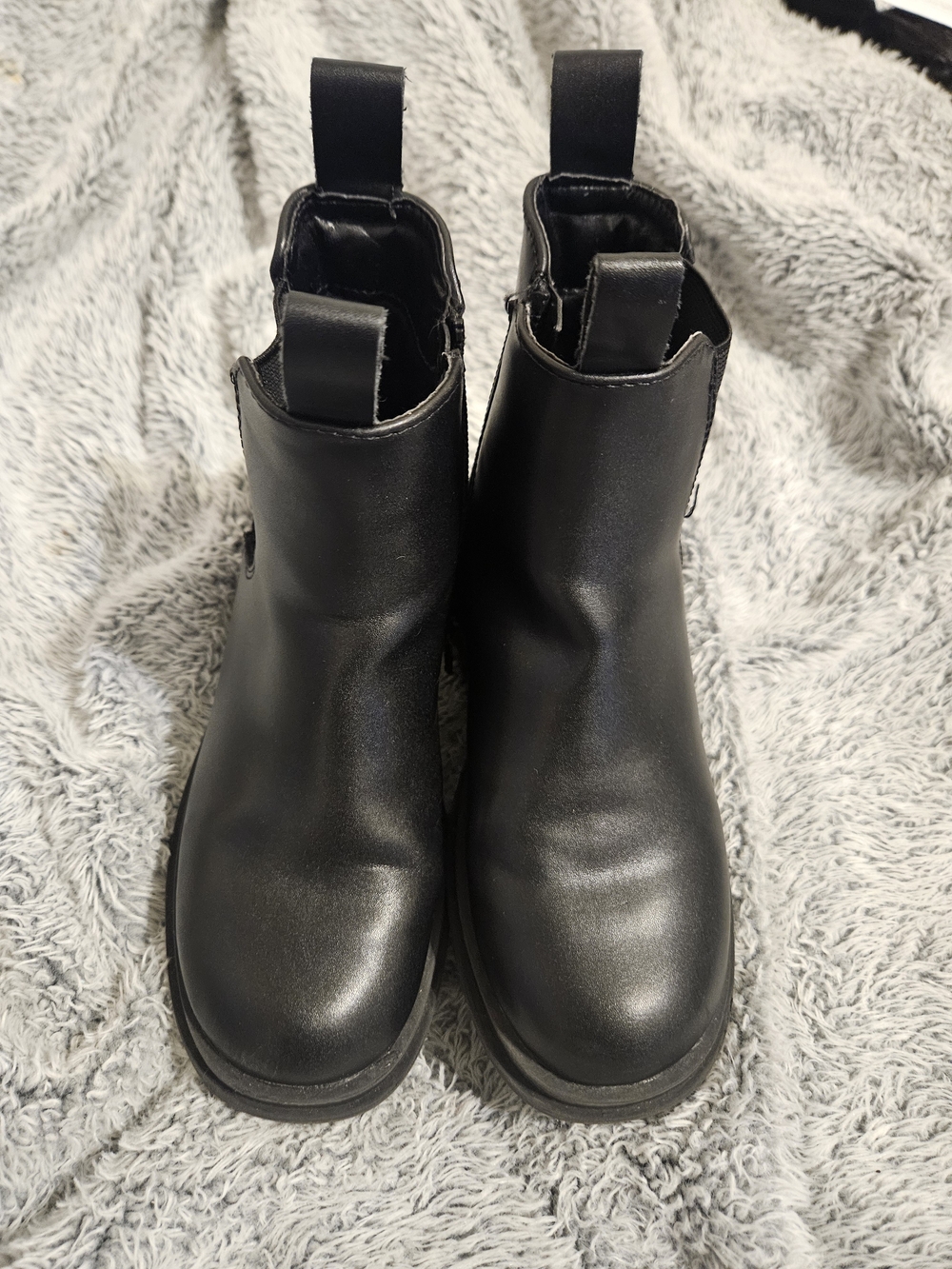 Kids Black Chelsea Boots with Easy Pull Tabs